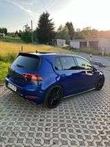 Volkswagen Golf VII 2.0 TDI R-Line Highline  - Volkswagen Golf Limousine R line mit Diesel-Antrieb