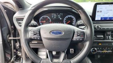 Fahrzeugabbildung Ford Focus Turnier ST
