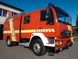 MAN LE 220 14t *2003* Fire truck 2500L foam like new - MAN Truck