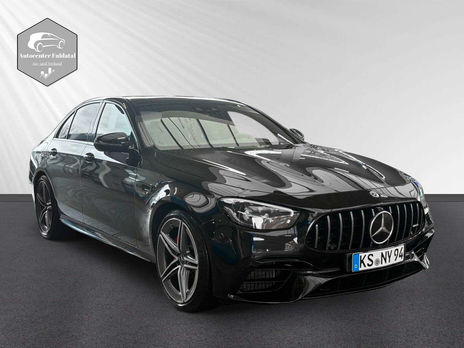 MERCEDES-BENZ AMG E 63 S I MB 100 Garantie 2J. I 4x4 I AHK