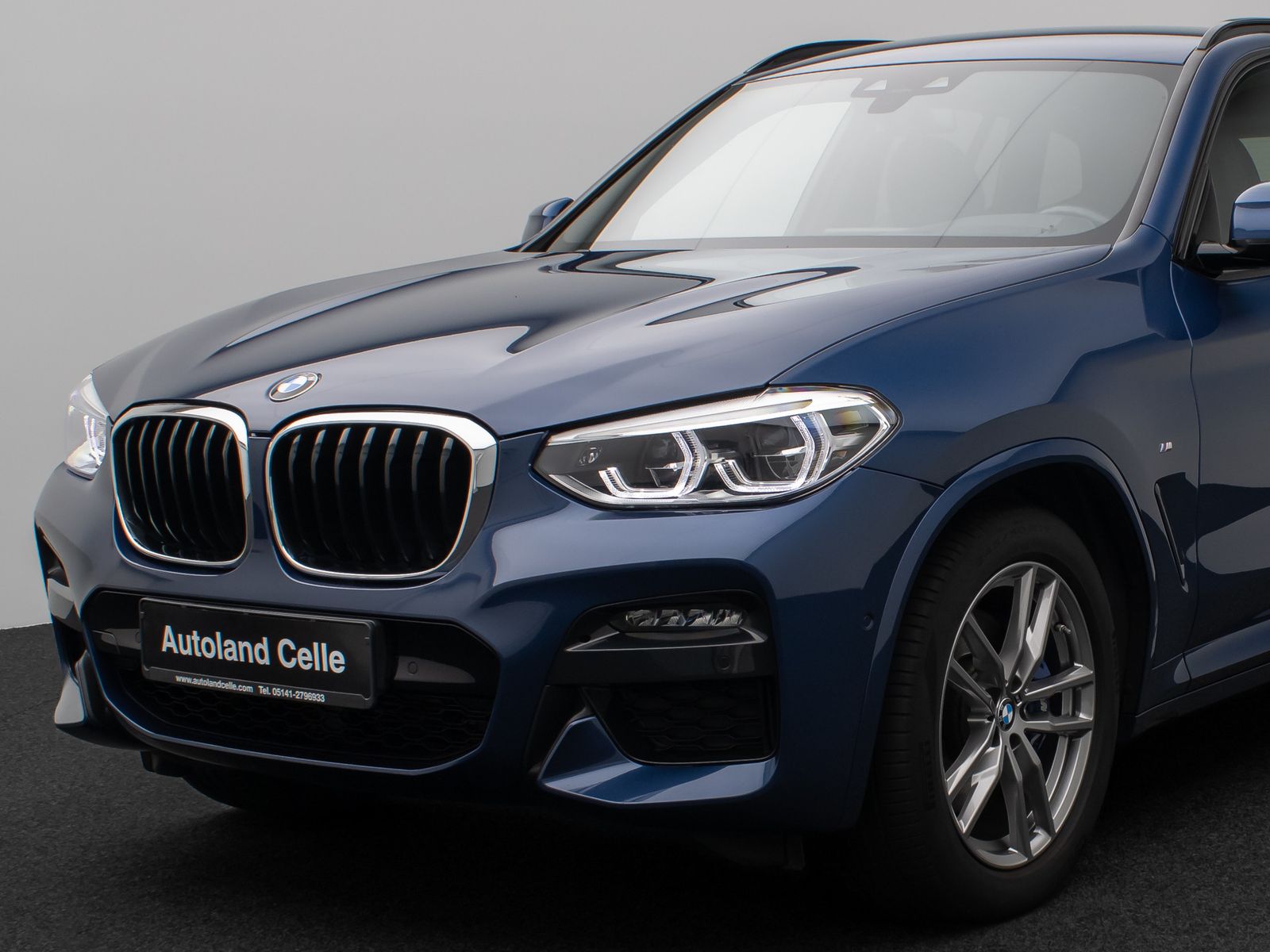 Fahrzeugabbildung BMW X3 xD30d M Sport HUD Kamera DAB Alarm AHK 19Zoll