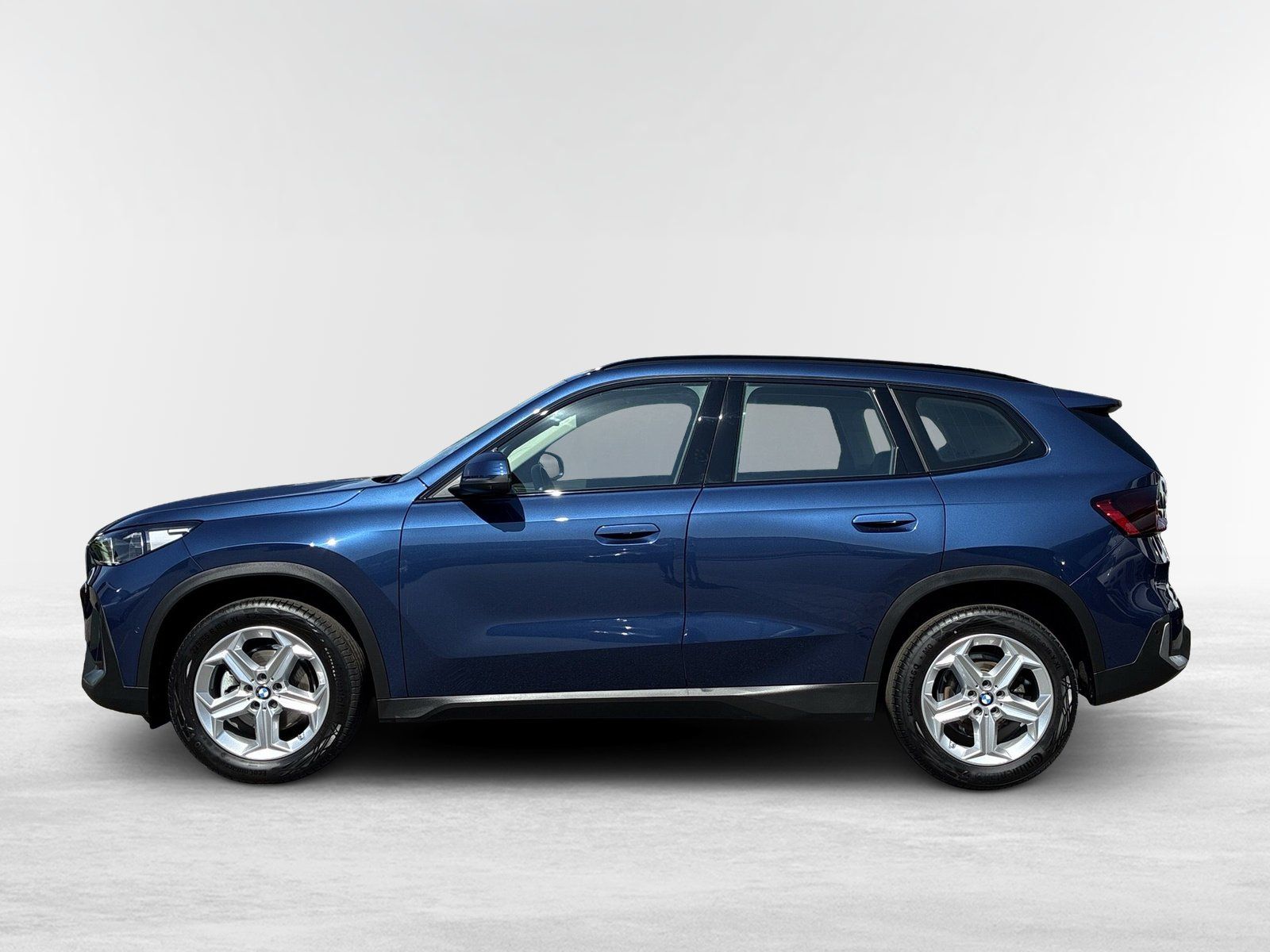 BMW X1 sDrive 18i NAVI.HUD.LC Prof..Parkassist foto 3