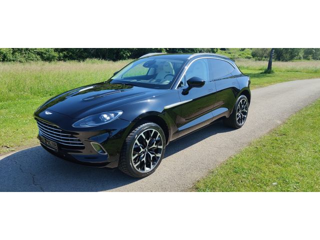 Aston Martin DBX 4.0 V8