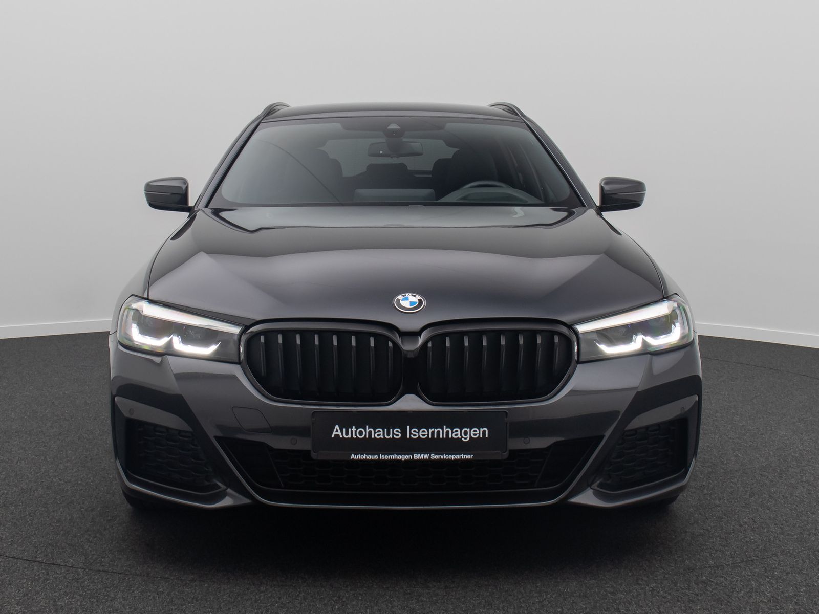 Fahrzeugabbildung BMW 530d xD M Sport 4xKlima DAB HUD Alarm Kamera