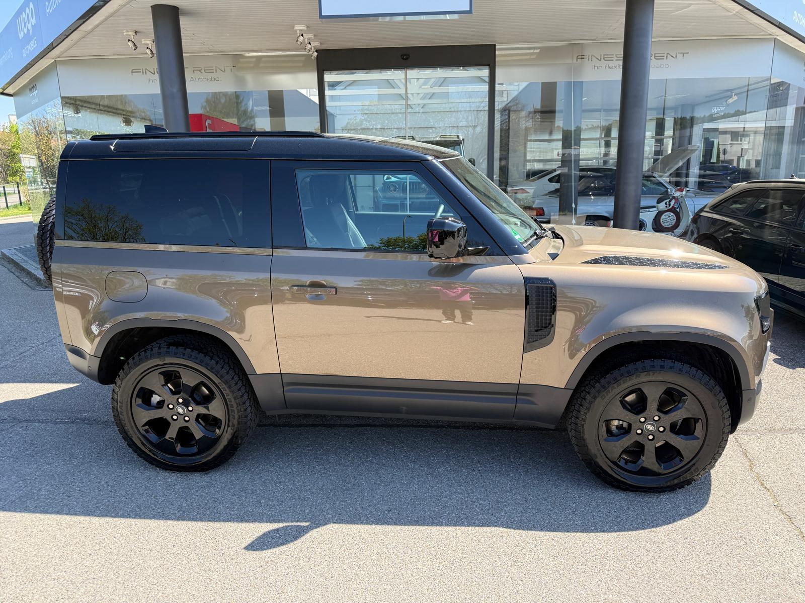 Land Rover Defender 90 SE /20"/BlackPack/Meridian/AHK/Winte