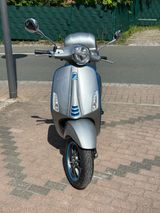 Piaggio Vespa Elettrica 45 mit Top Case - PIAGGIO C45