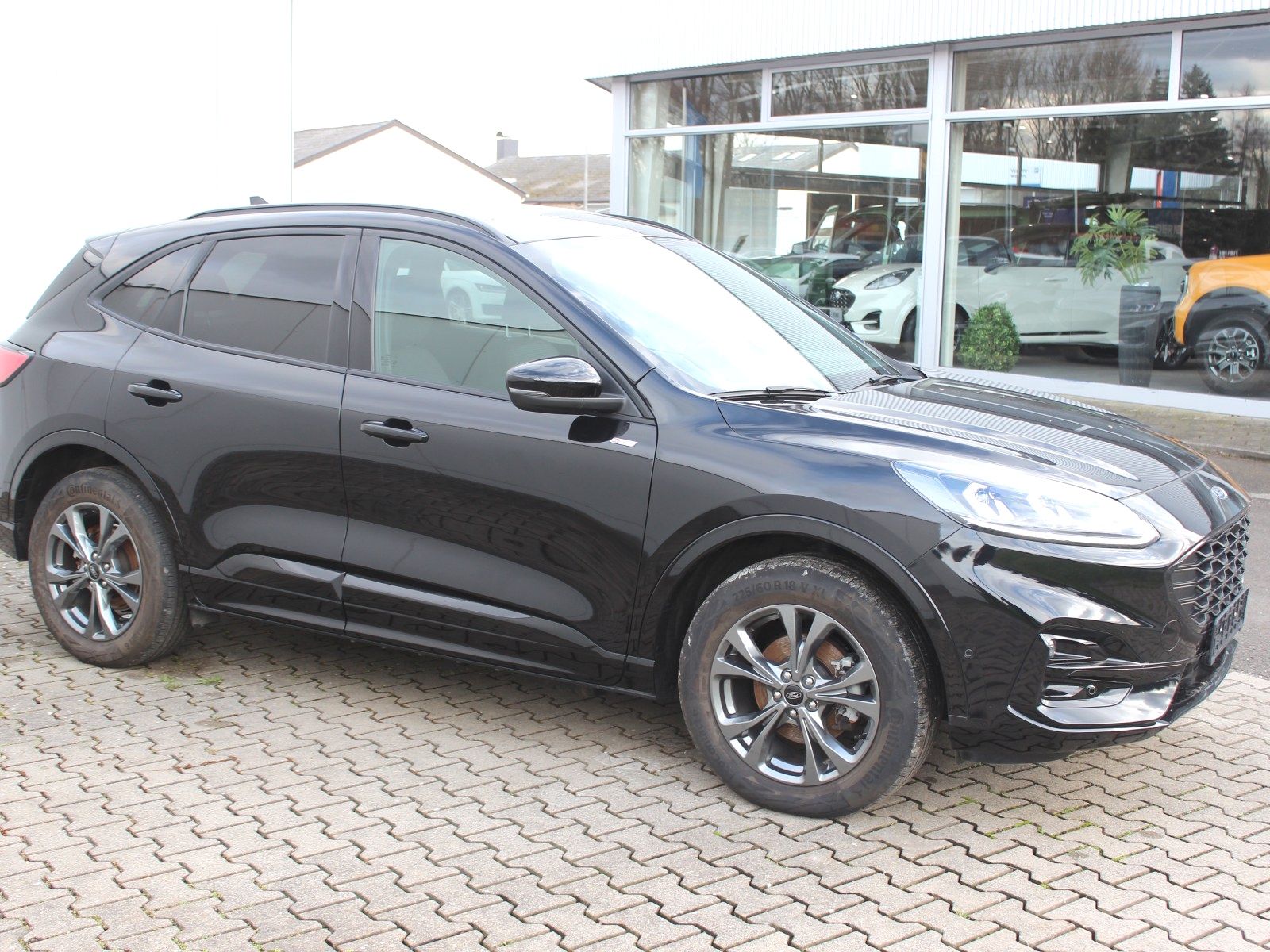 Fahrzeugabbildung Ford Kuga Plug-In Hybrid ST-Line