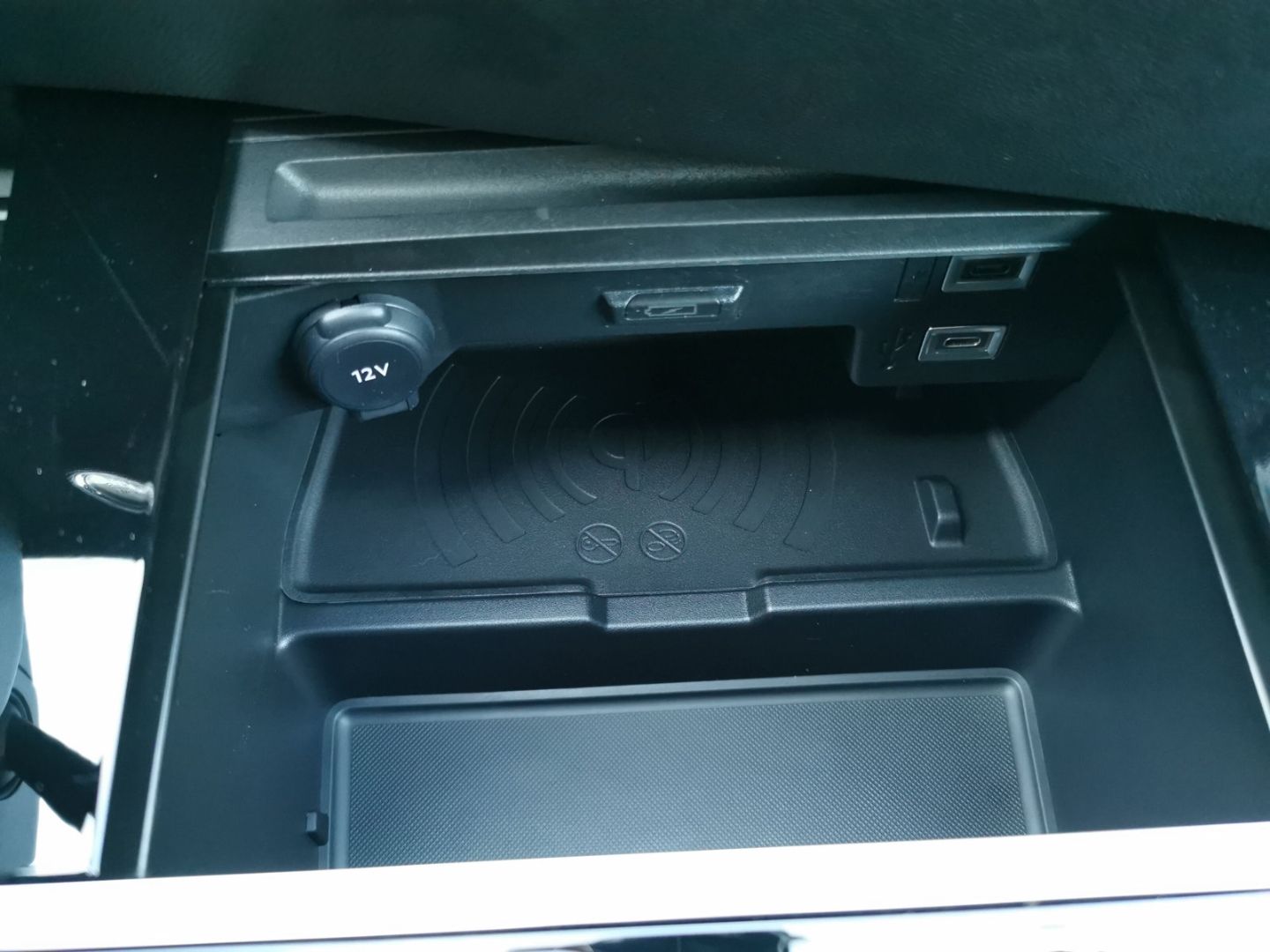 Fahrzeugabbildung Opel Astra Sports Tourer GS Navi, Matrix-LED