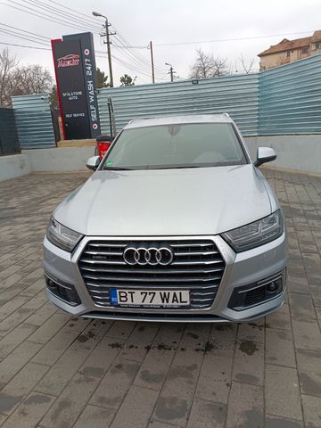 Audi Q7 e-tron 3.0 TDI quattro tiptronic -