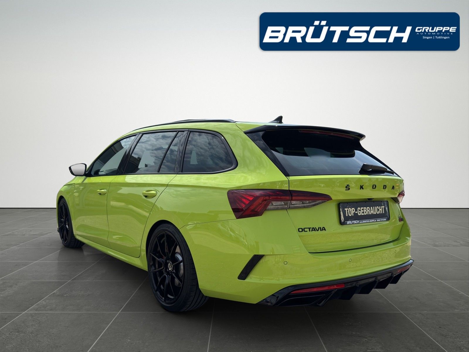 SKODA Octavia Combi 2.0 TSI RS DSG / AHK / ACC / PANOR - Image 3