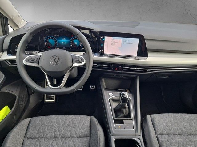 Fahrzeugabbildung Volkswagen Golf VIII TSI Move Kamera Navi LED VC