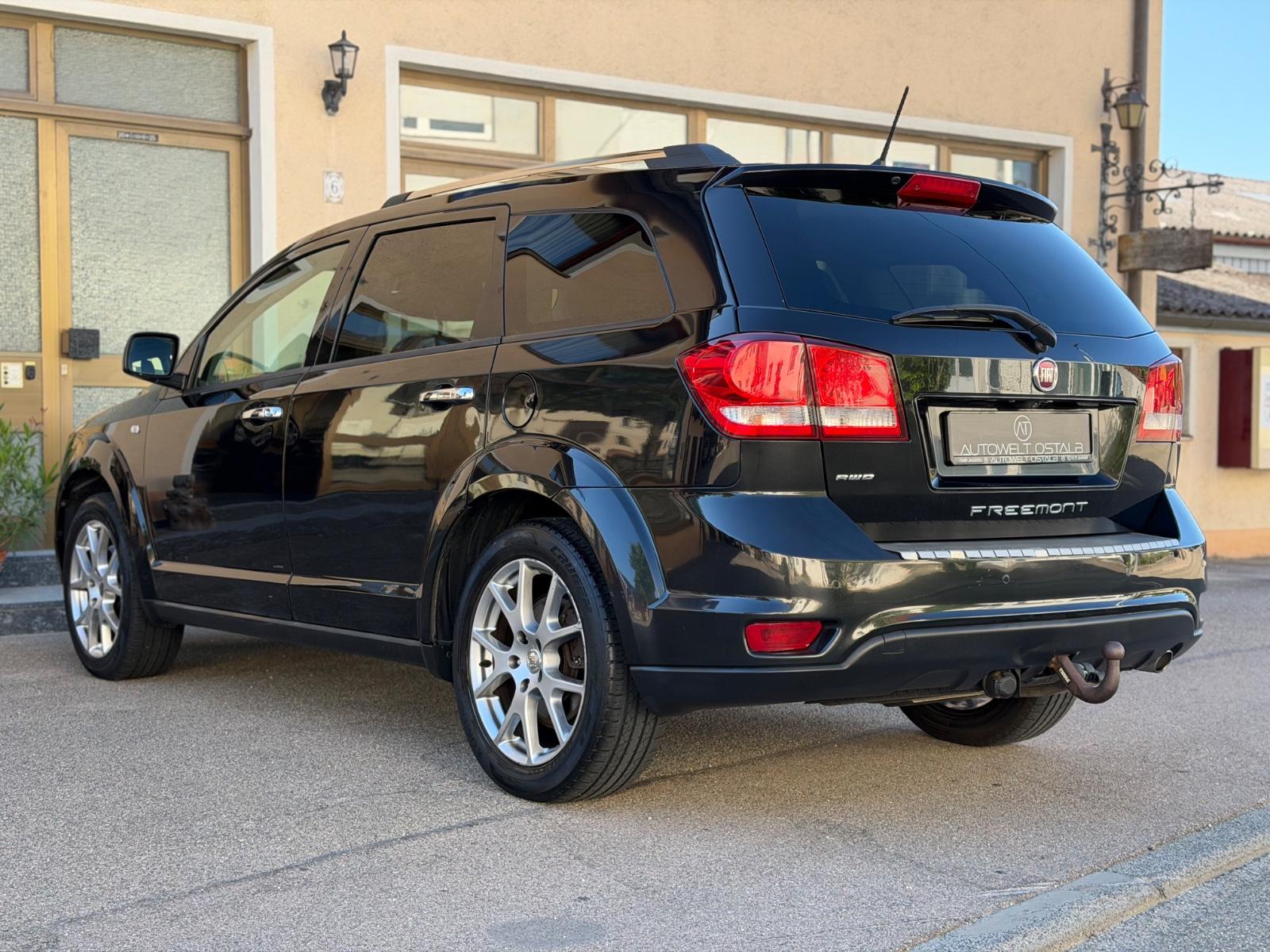 Fiat Freemont*7SITZER*AUTOMATIK*2HAND*AHK*KAMERA*SHZ