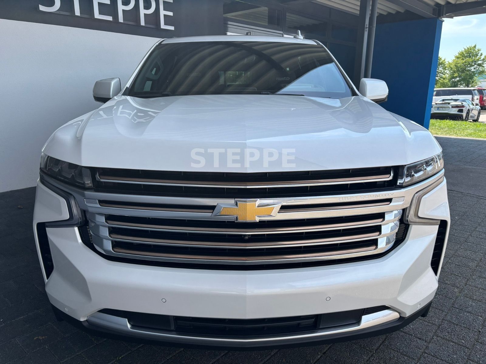 Chevrolet Suburban 6,2 High Country AHK  22"Alu; Luftfeder