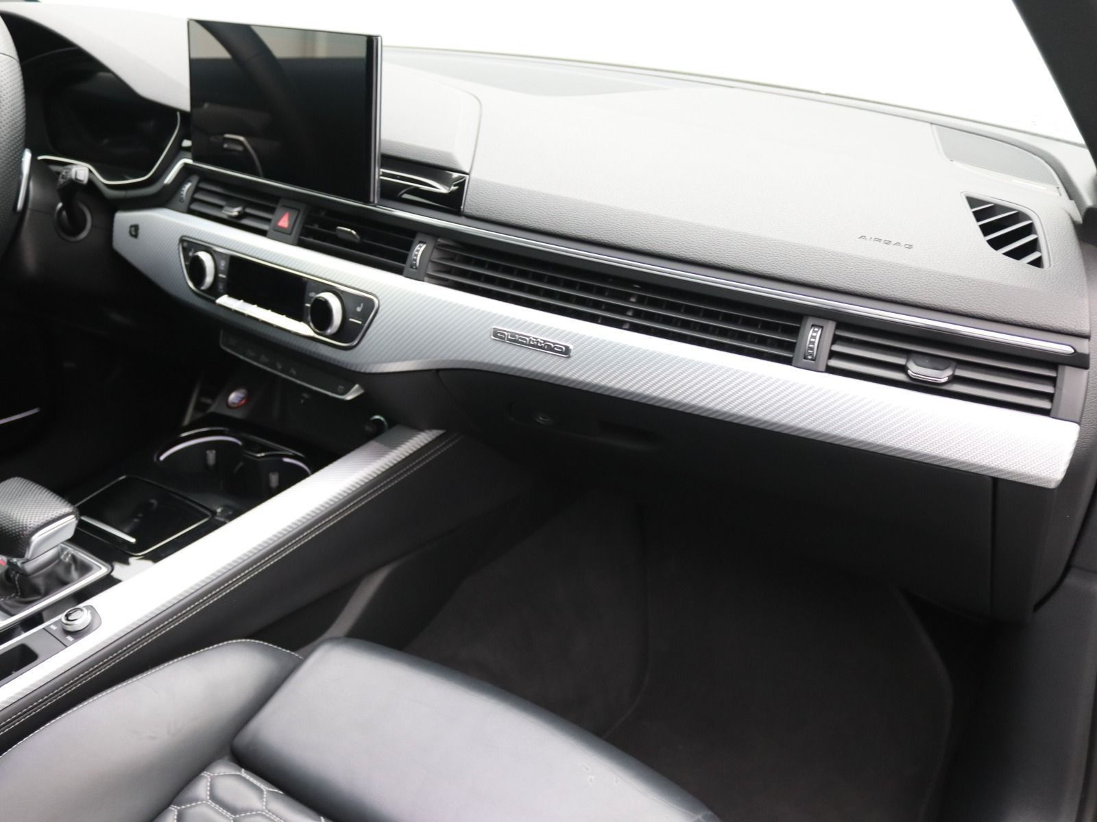 Audi RS4 - Bild 11