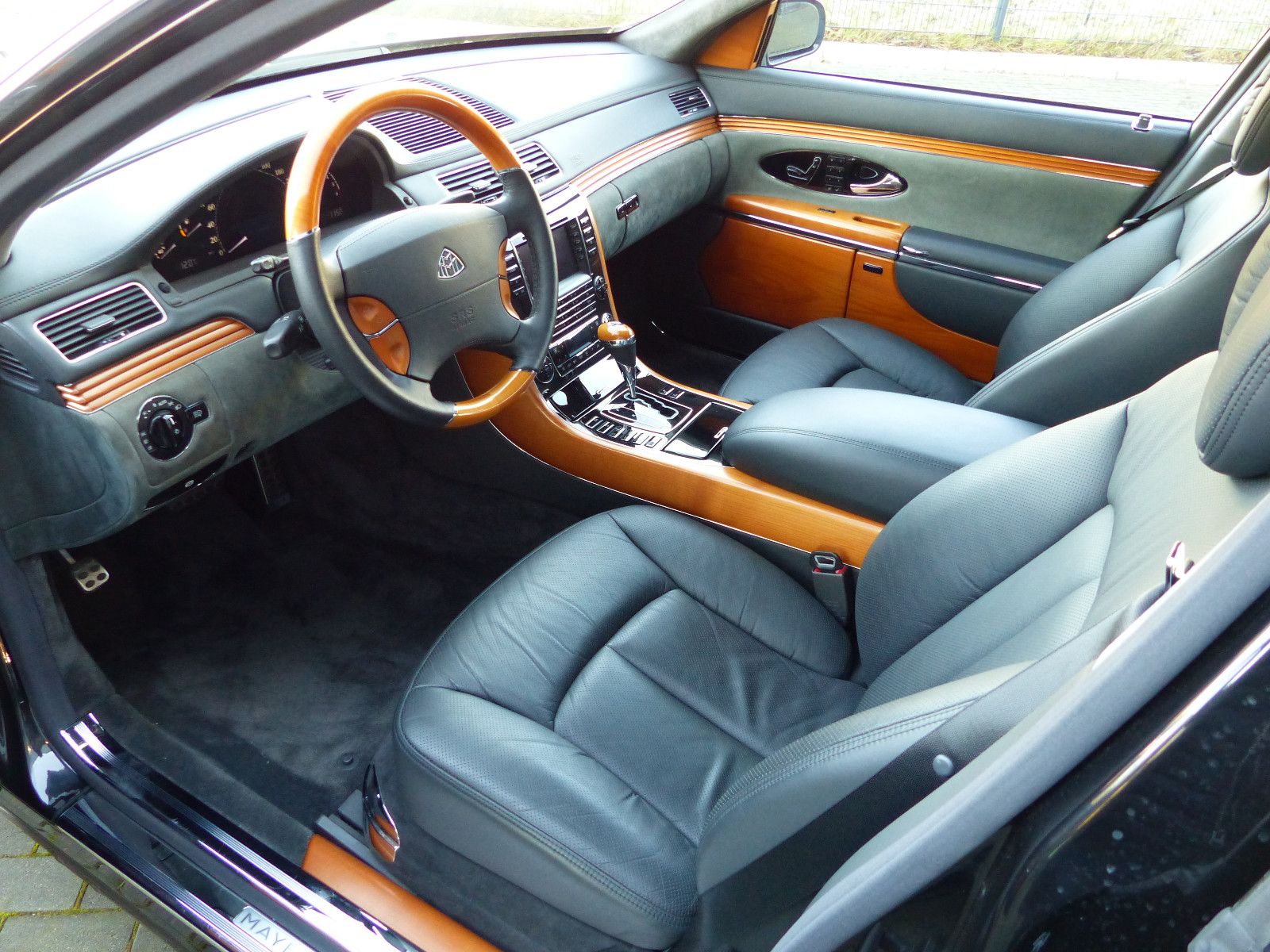 Fahrzeugabbildung Maybach 57