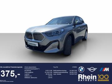 2025 BMW IX2 照片 1