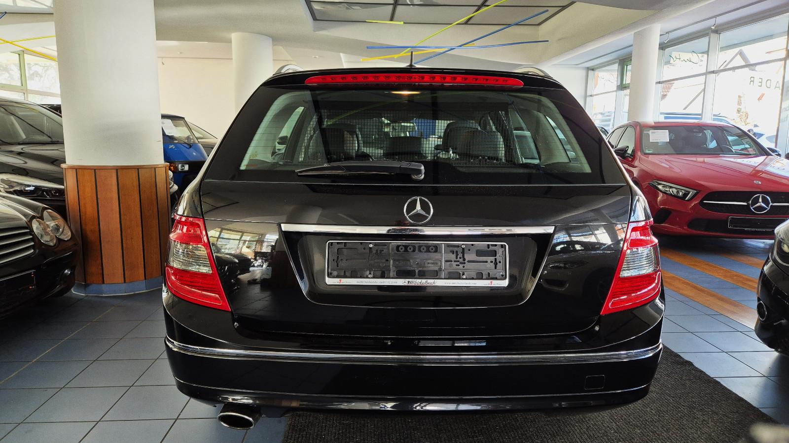 Mercedes-Benz C220 2008 — photo 6