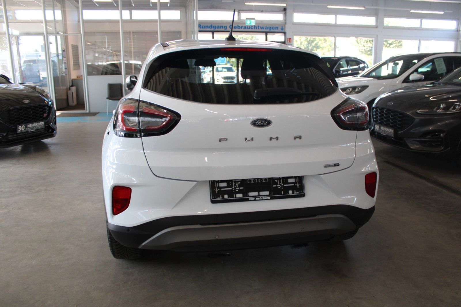 Fahrzeugabbildung Ford Puma MHEV Titanium LED NAVI AHK WinterPaket 1.Hd
