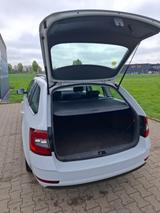 Skoda Octavia 1.4 TSI G-TEC Style Combi Style - Skoda Octavia mit CNG-Antrieb: Kombi, 1.4