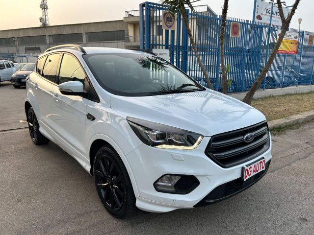 Ford Kuga 1.5 TDCI 120 CV ST-Line 2018 93.000 km