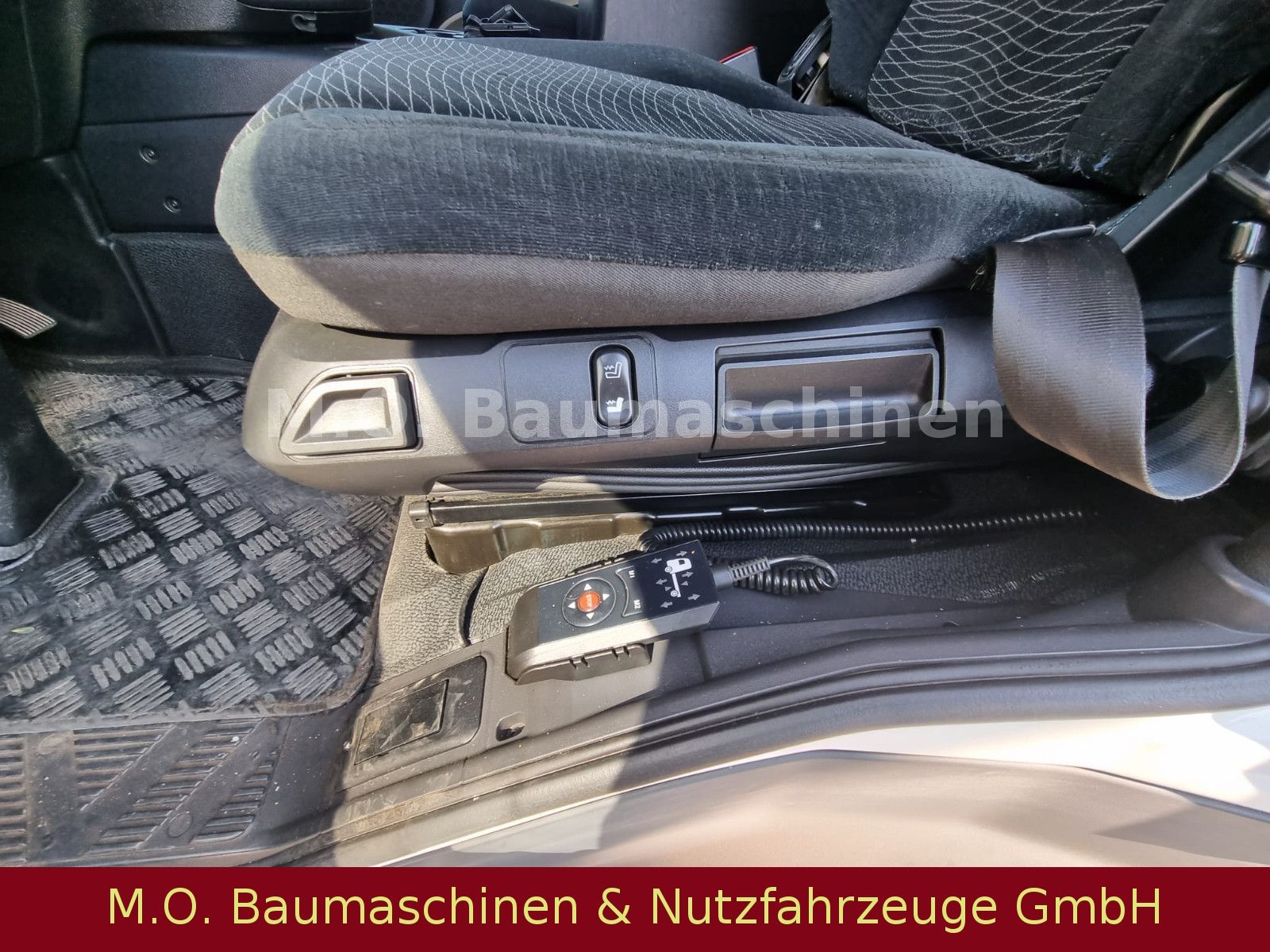 Fahrzeugabbildung Mercedes-Benz Actros 1845 /4x2/Euro 6 / AC