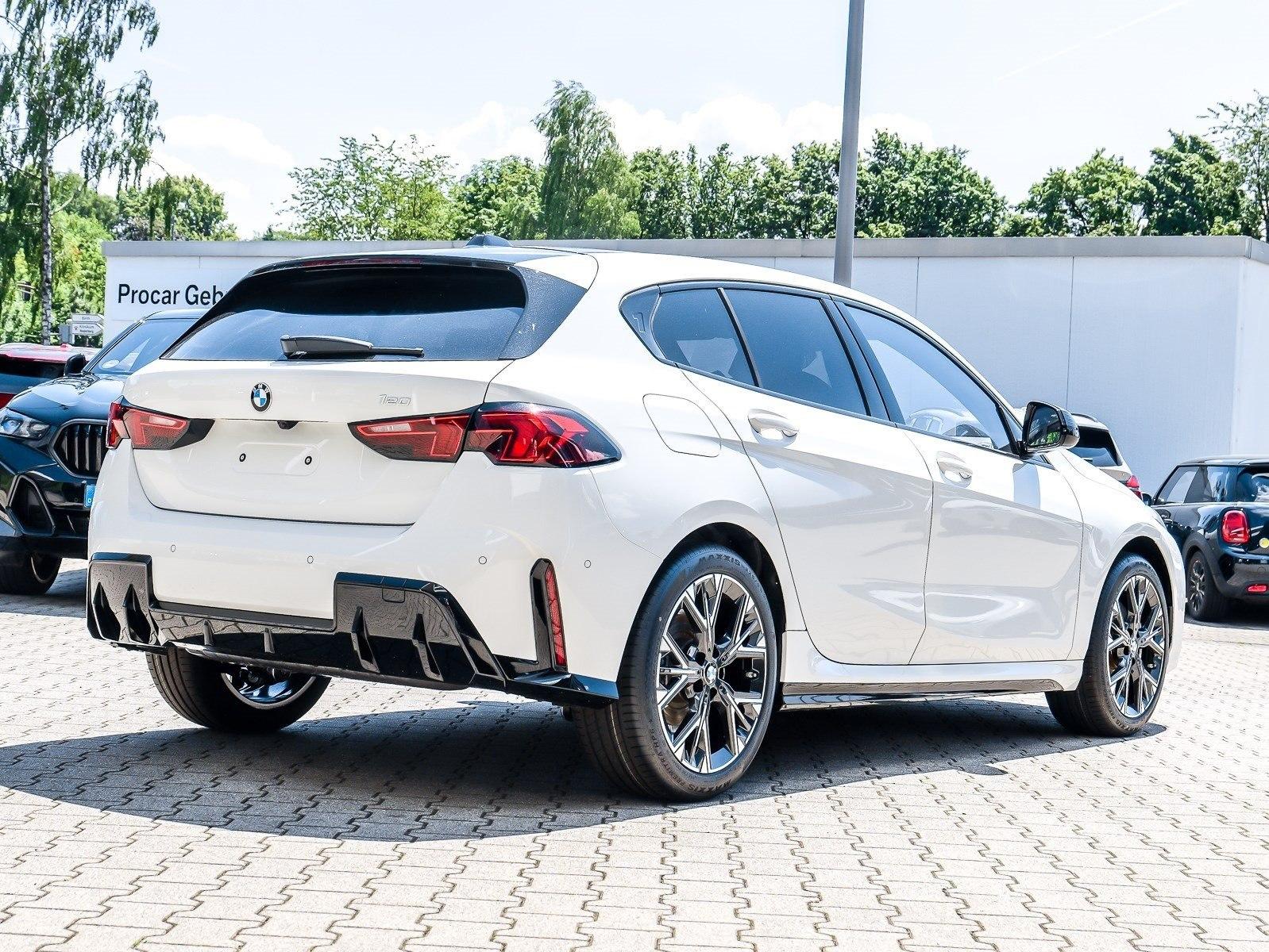 BMW 120 M Sport RFK NAVI LED PDC V+H DAB Parkass.