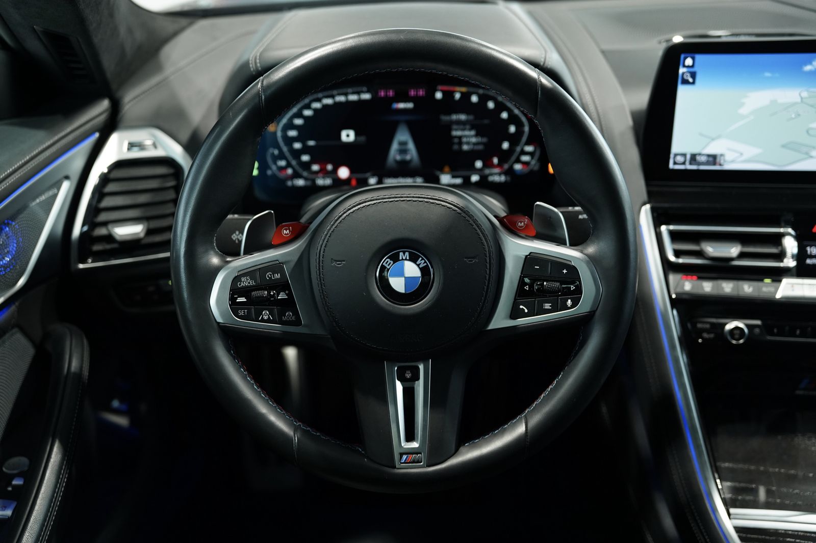 Bmw M8