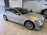 BMW 525 d Touring Luxury NAVI/PSD/LEDER/PDC/LED/2Hd - BMW 525 mit Diesel-Antrieb: Kombi, 2.5