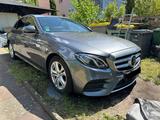 Mercedes-Benz E220d AMG-Line viele Extras - Mercedes-Benz 220: A