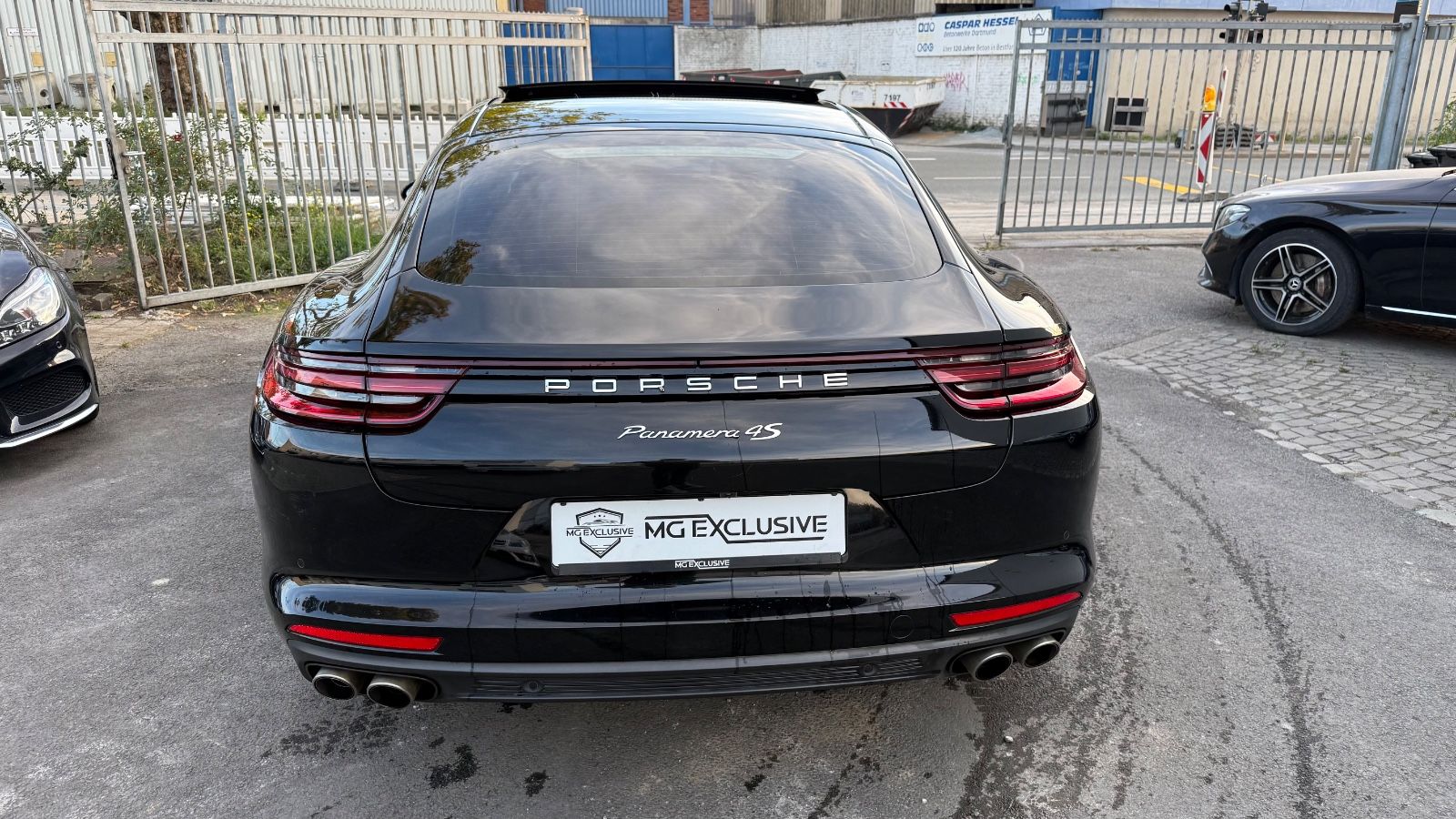 Fahrzeugabbildung Porsche Panamera 4 S Diesel