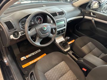 MYAUTOCENTER – Gebraucht- und Jahreswagen mit Werkstattservice in Pfaffenhofen Skoda Octavia Combi Ambiente *Klima*TÜV NEU*