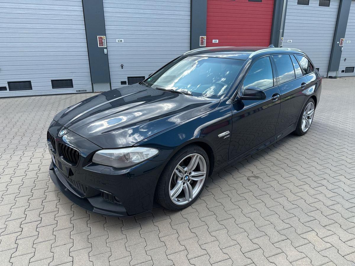 BMW 530 d Touring xDrive | M Paket | Text lesen