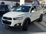 Chevrolet Captiva 2.4 LT 2WD*7 SITZER*NAVI*KLIMA*AHK*LEDER - gebrauchte Chevrolet Captiva aus dem Jahr 2013