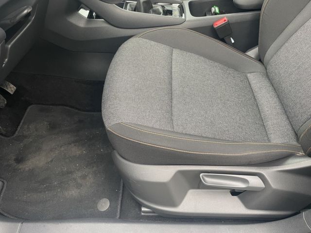 Skoda Karoq 1.0 TSI Clever LED 4XSHZ AHK PDC ALU