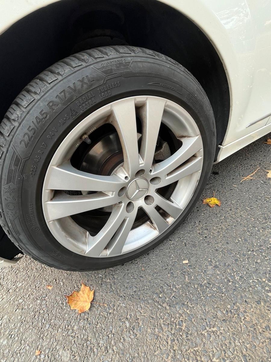 Mercedes-Benz C180 2010 — photo 6
