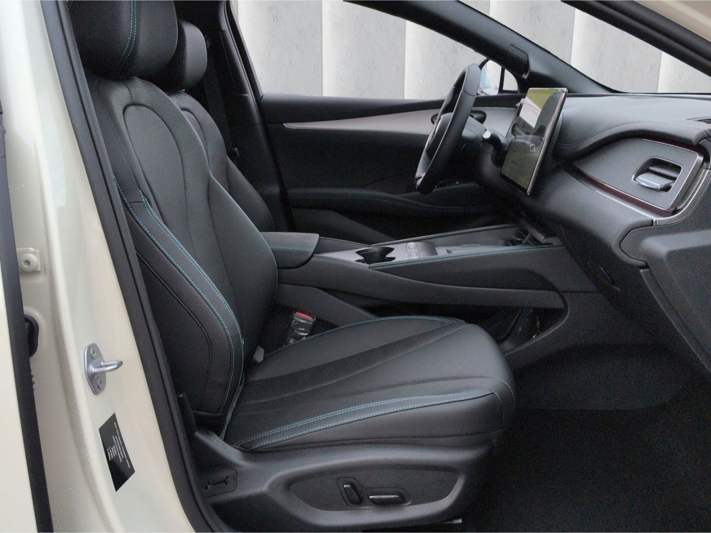 BYD SEAL 6