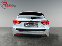 HYUNDAI i40 Kombi blue 1.7 CRDi DCT Trend