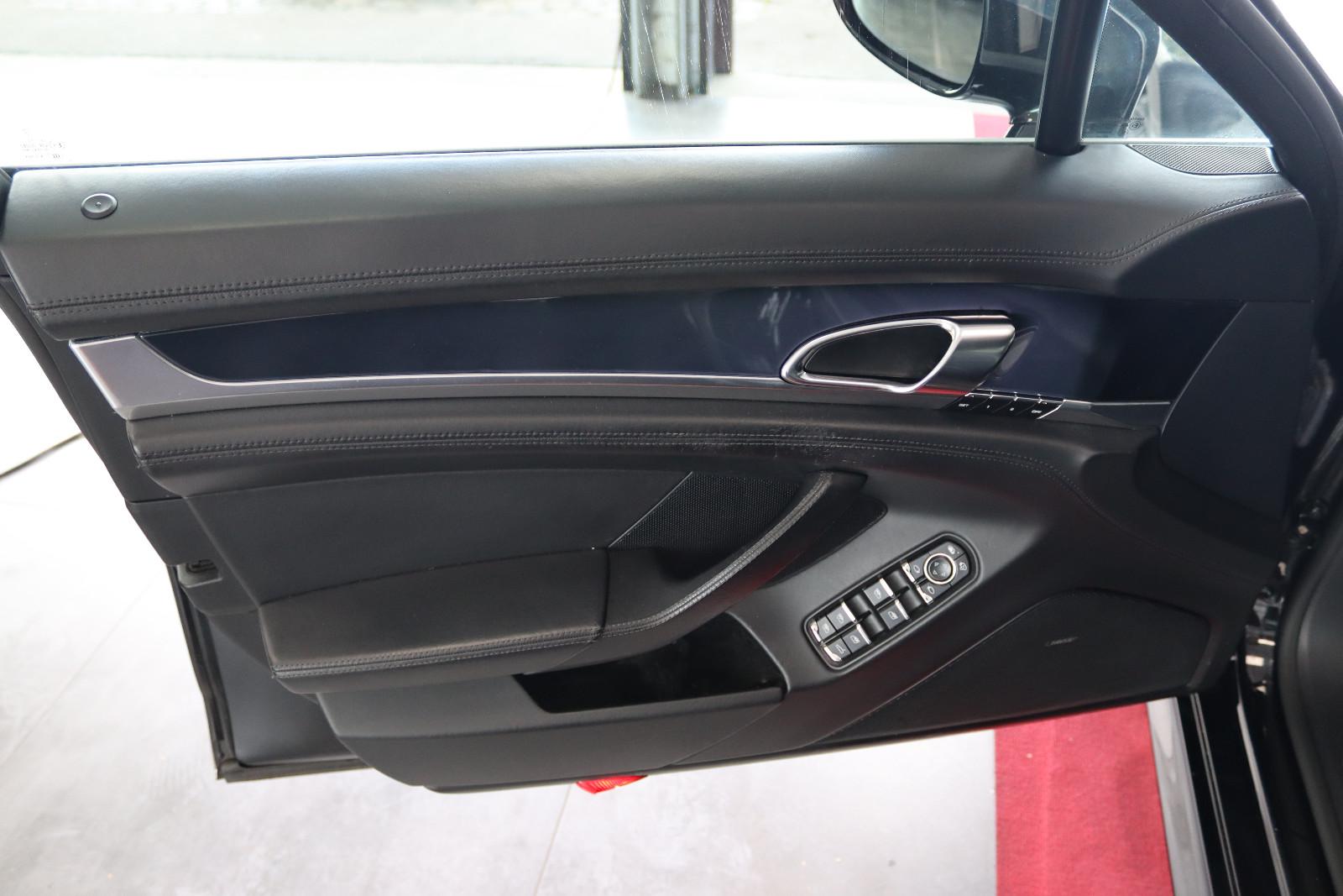 Porsche Panamera S 4.8 V8 | 400 ch | BVA | Toit ouvrant | Cuir | Suspension pneumatique | Caméra | GPS