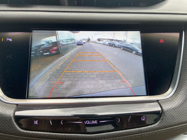 Fahrzeugabbildung Cadillac XT5 Premium AWD , NAVI+RFK*HEAD-UP*PANO*AHK