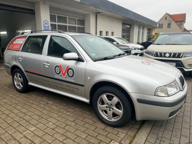 Skoda Octavia Combi Tour