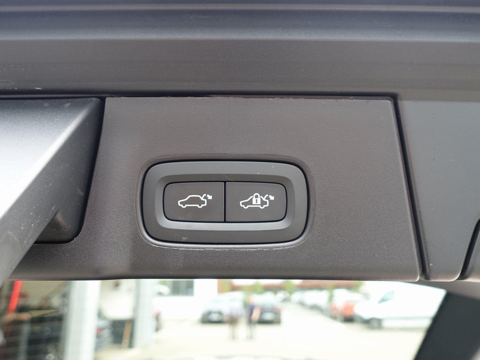 Volvo V90 Plus Dark T6 AWD Plug-in/HeadUp/360°Cam foto 24