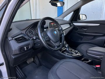 BMW 218 Active Tourer - 8