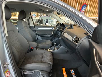 Audi Q3 sport quattro *TOTWASSIST*LED*NAVI*AHK*KAM*