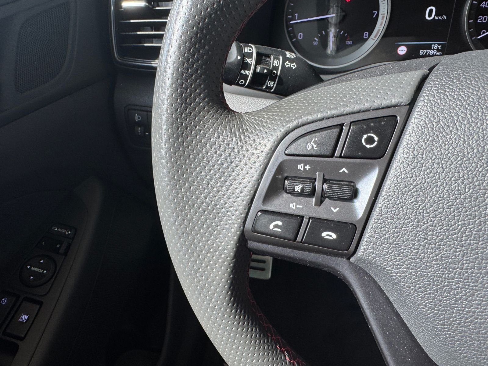 Fahrzeugabbildung Hyundai TUCSON N Line 2WD LED NAVI ALU