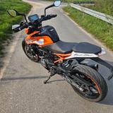 KTM Duke 125, KD-Dienst neu, tiefer 3cm, 1.te Hand - KLEINKRAFTRAD
