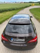 Mercedes-Benz CLA 220 Shooting Brake CLA 220 4MATIC DCT Sh... - mit Benzin-Antrieb: Braun, Kombi