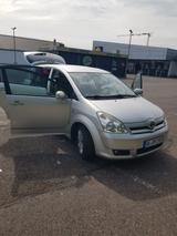 Toyota Corolla Verso 2.0-l-D-4D Sol Sol