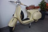 Vespa VNB3T 125 ccm mit Anhänger Vespa Heck - VESPA 125 VNB