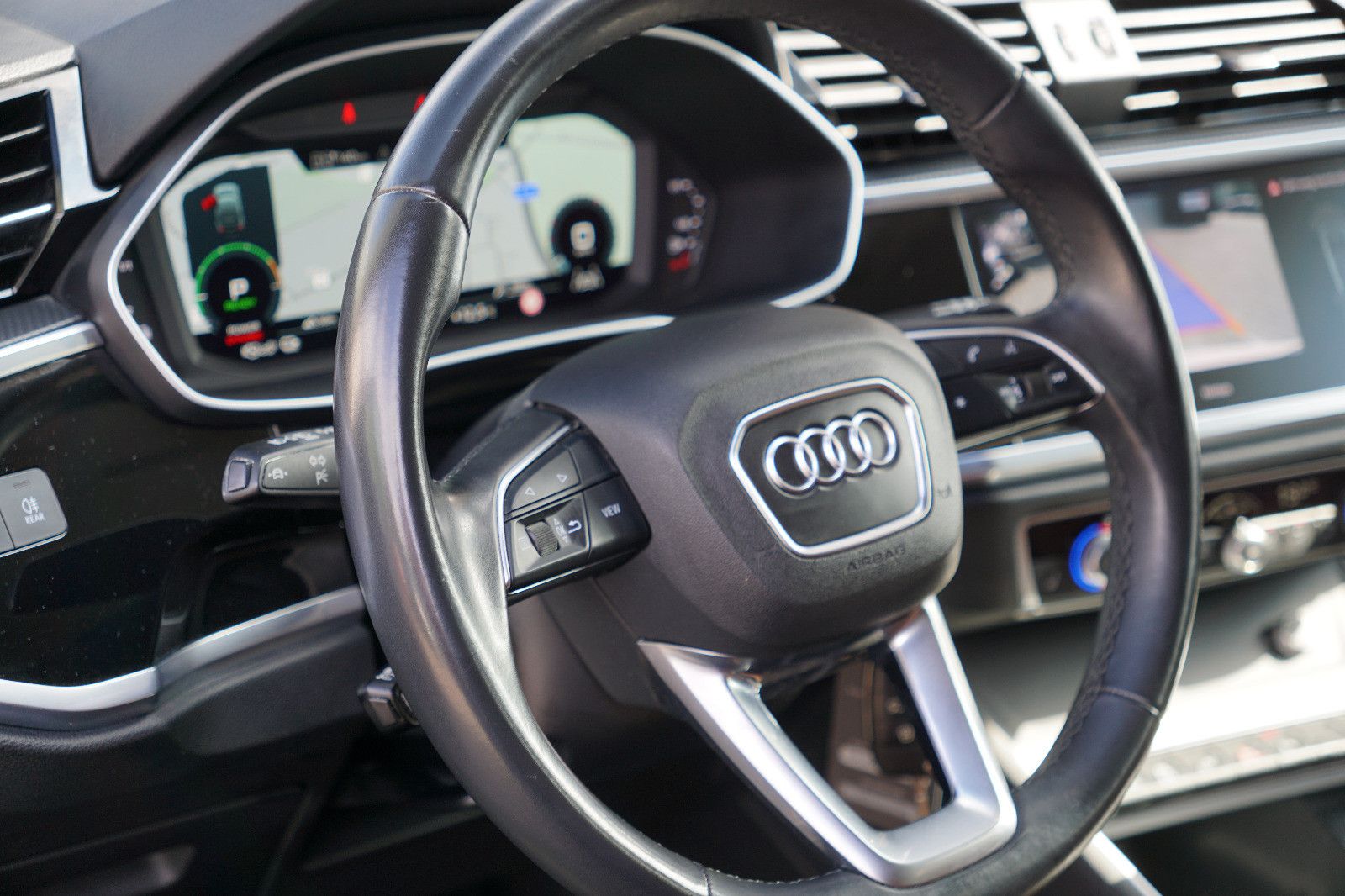 Audi Q3 Sportback 45 TFSI e S line foto 7