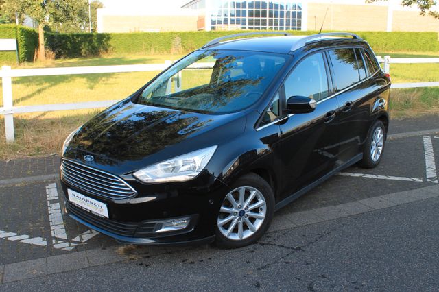 Ford C-Max Grand C-Max Titanium